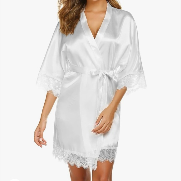 🤍♥️6 Robes~ Bride & Bridesmaids w/Belts - Picture 9 of 10